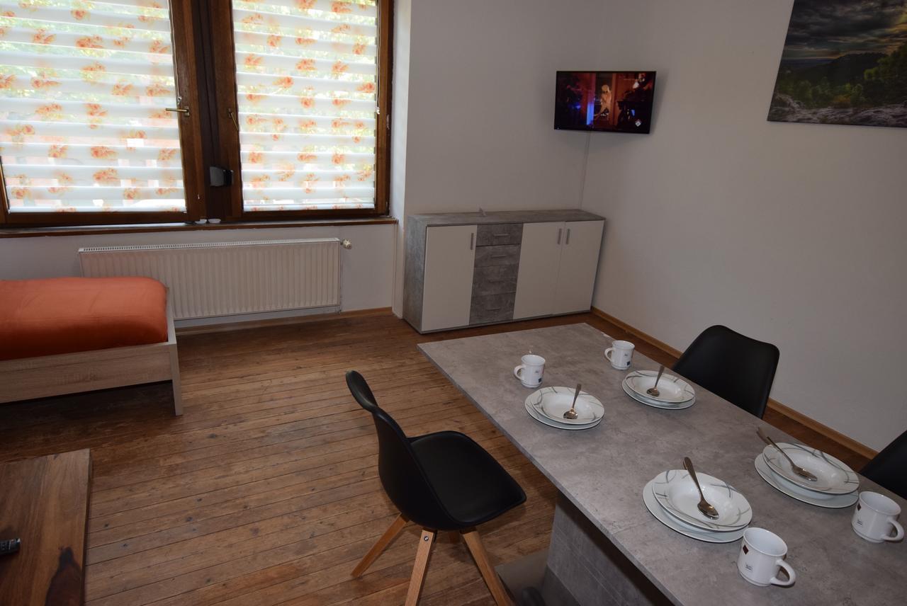 Apartment Ostendplatz Stuttgart Exterior foto